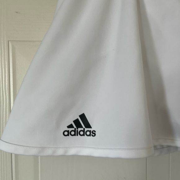 Adidas White Activewear Tennis Skort - Picture 3 of 11